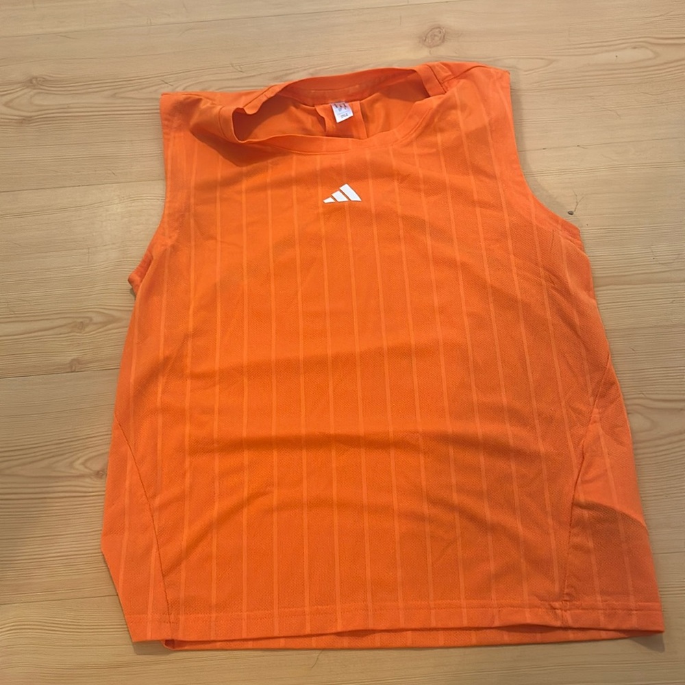 Adidas tank